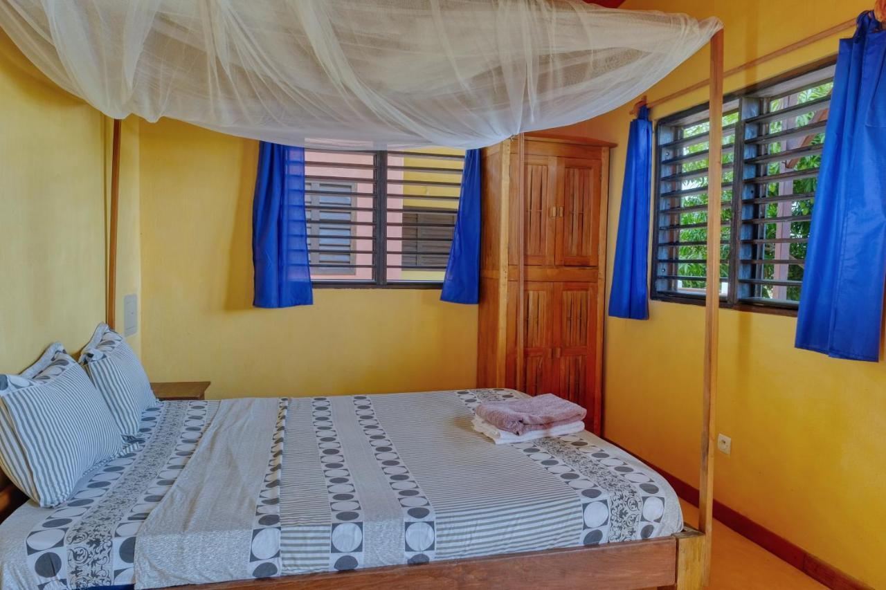 Colibri Lodge Ambatoloaka  Extérieur photo